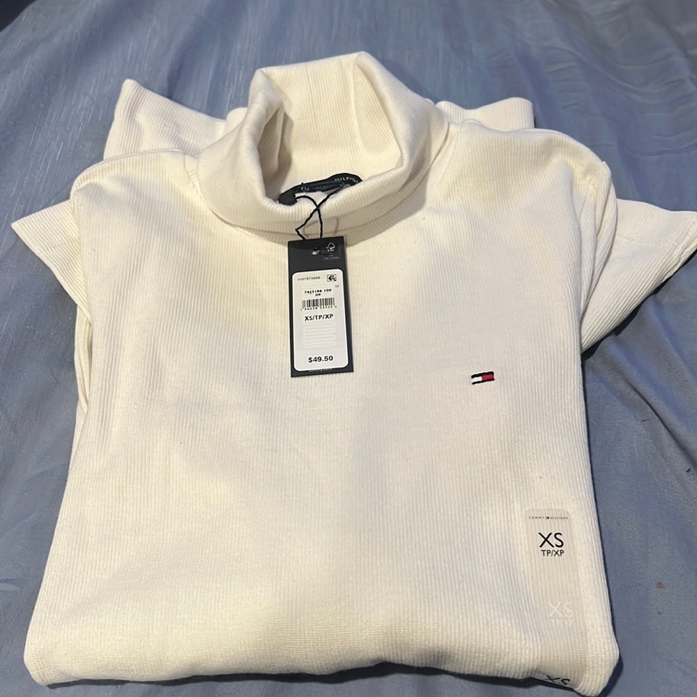 Tommy Hilfiger turtleneck xs